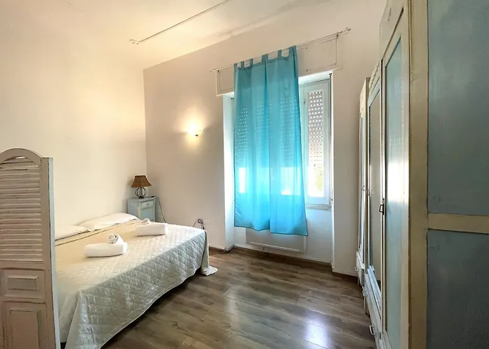 Lhore Home